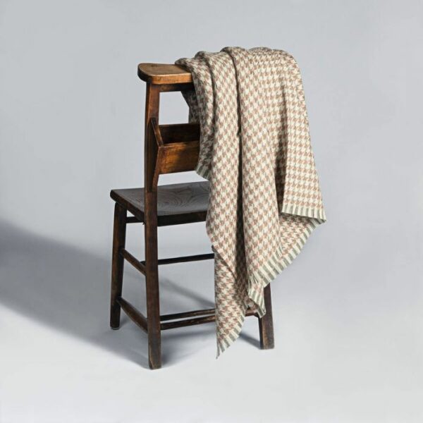 Bracken British Wool Blanket - Corrie Meadow - Image 3