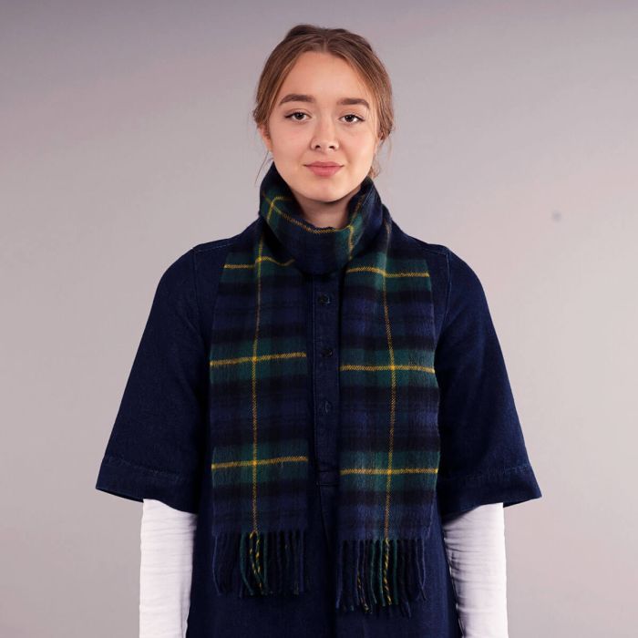 Bowhill Lambswool Tartan Scarf - Gordon Modern - Image 4