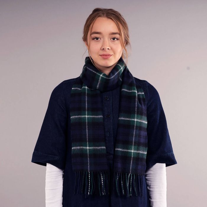 Bowhill Lambswool Tartan Scarf - Lamont Modern - Image 4