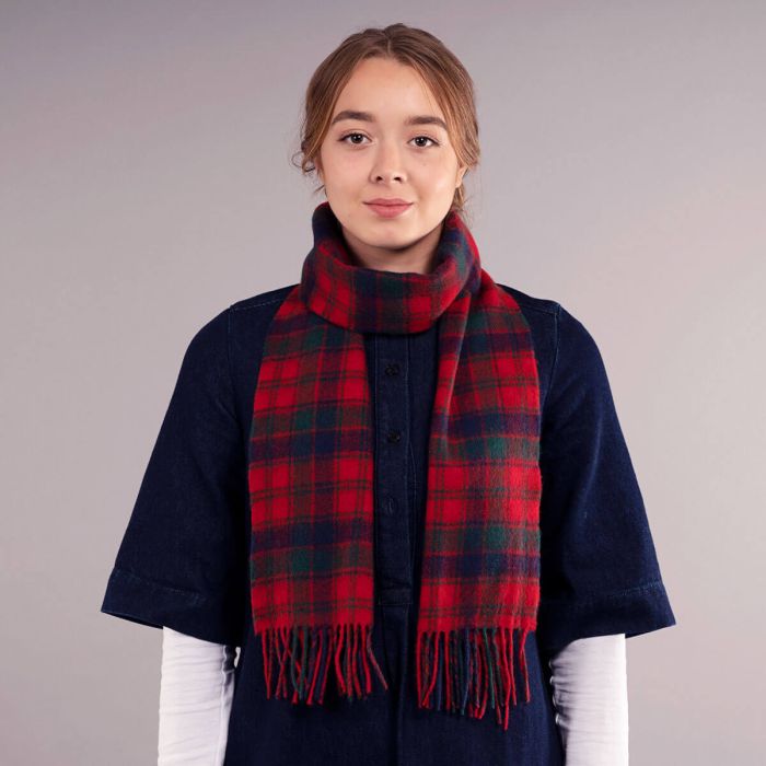 Bowhill Lambswool Tartan Scarf - Robertson Red Modern - Image 2