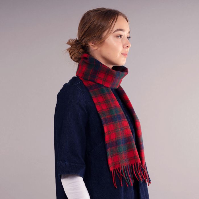 Bowhill Lambswool Tartan Scarf - Robertson Red Modern - Image 3